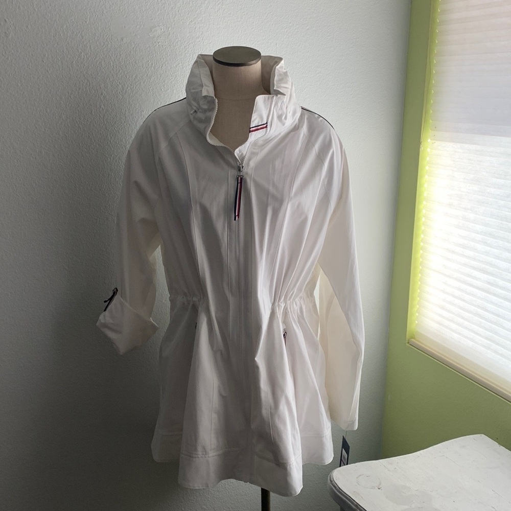 New TH white fall coat